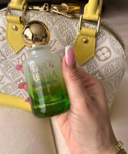 Pear & Freesia